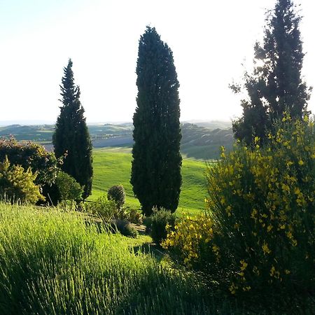 Tuscany Balcony: Crete Senesi Casetta Exterior photo