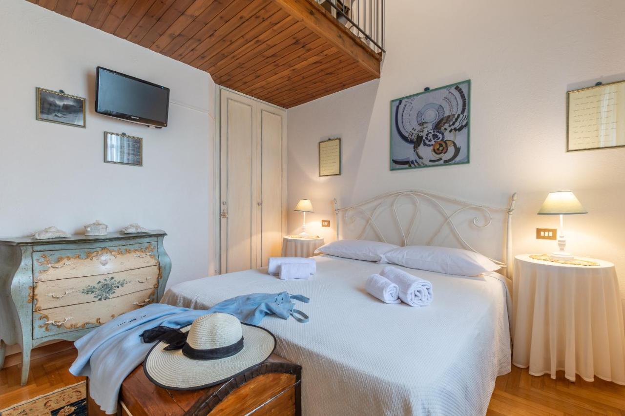 Tuscany Balcony: Crete Senesi Casetta Exterior photo