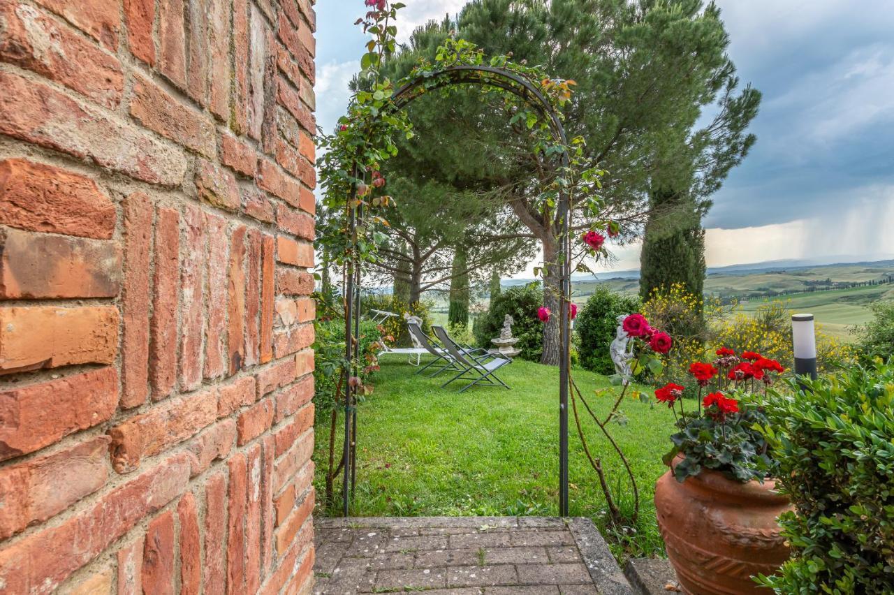Tuscany Balcony: Crete Senesi Casetta Exterior photo